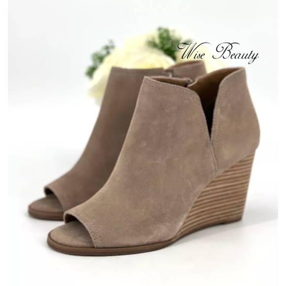 Lucky Brand Tan Wedge Peep-Toe Booties - Picture 1 of 13